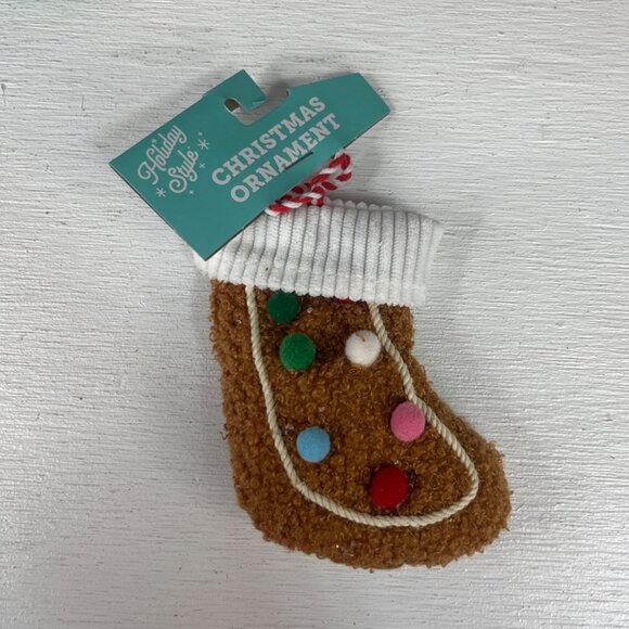 Holiday Style Set of 7 Christmas Ornament Fabric Knit Assorted New - Picture 5 of 9